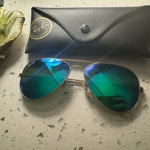 Rayban Aviator Blue/Green Iridescent Lens Gold Frame